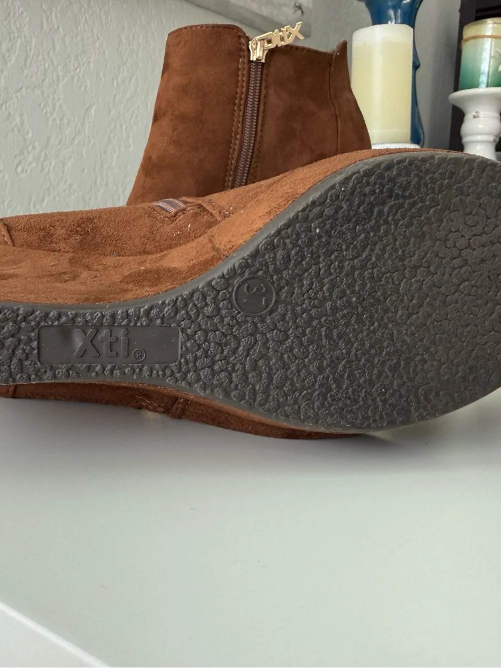 Xti Euro Brown Faux Suede Block Heel Ankle Booties EU 37 US 6.5 7